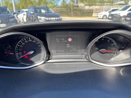 Peugeot 308 PureTech 130ch S&S BVM6 Allure - Photo 13