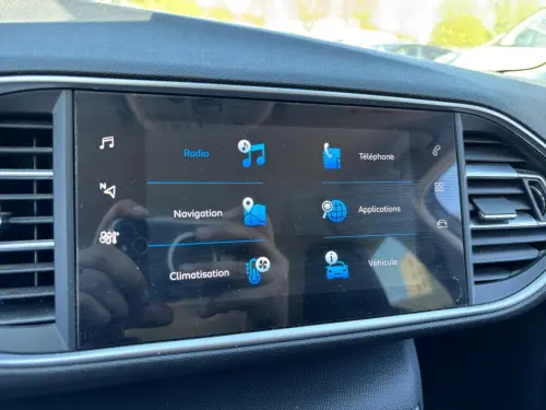 Peugeot 308 PureTech 130ch S&S BVM6 Allure - Photo 19