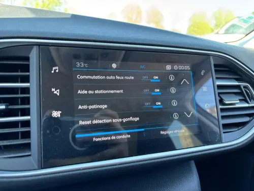 Peugeot 308 PureTech 130ch S&S BVM6 Allure - Photo 20