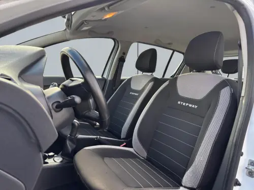 Dacia Sandero TCe 90 Stepway - Photo 9