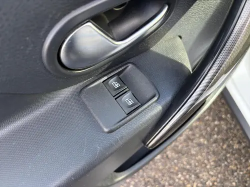 Dacia Sandero TCe 90 Stepway - Photo 10