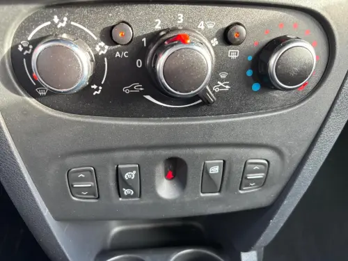 Dacia Sandero TCe 90 Stepway - Photo 20