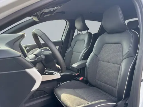 Renault Clio Clio E-Tech full hybrid 145 Techno - Photo 9