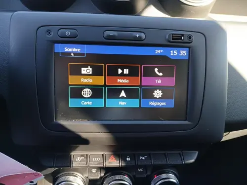 Dacia Duster ECO-G 100 4x2 Prestige - Photo 17