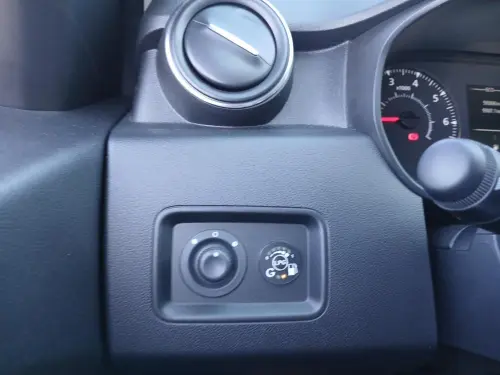 Dacia Duster ECO-G 100 4x2 Prestige - Photo 19