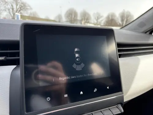 Renault Clio Clio E-Tech full hybrid 145 Evolution - Photo 22