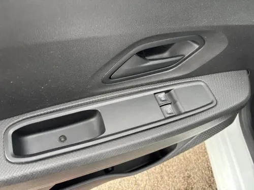 Dacia Sandero SCe 65 - 22 Essentiel - Photo 10