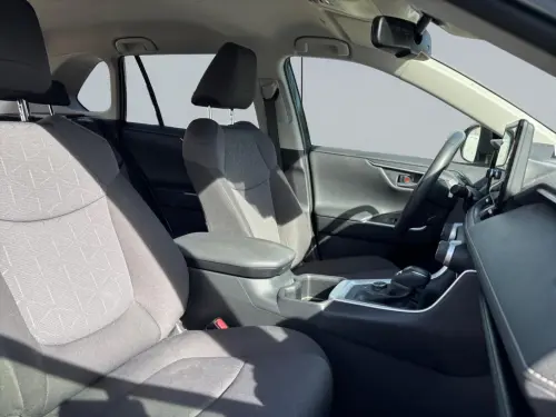 Toyota RAV4 RAV4 Hybride Pro 222 ch AWD-i Dynamic Business + - Photo 16