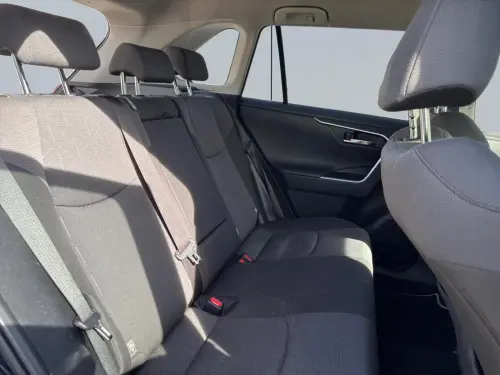 Toyota RAV4 RAV4 Hybride Pro 222 ch AWD-i Dynamic Business + - Photo 17