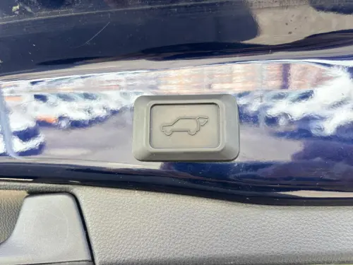 Toyota RAV4 RAV4 Hybride Pro 222 ch AWD-i Dynamic Business + - Photo 20