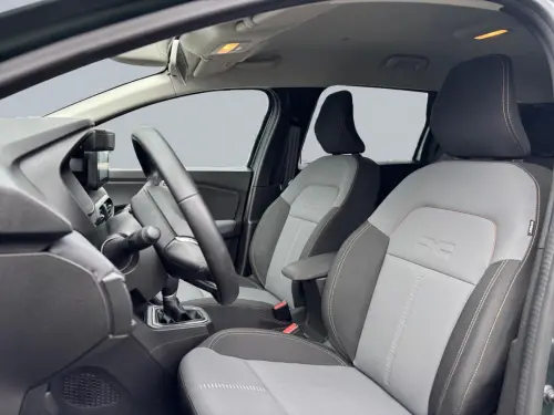 Dacia Jogger Hybrid 140 7 places Extreme - Photo 9