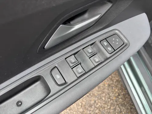 Dacia Jogger Hybrid 140 7 places Extreme - Photo 10