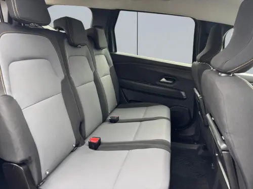Dacia Jogger Hybrid 140 7 places Extreme - Photo 17