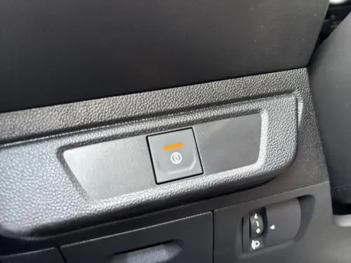 Dacia Jogger TCe 110 7 places GSR2 Extreme - Photo 22