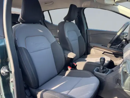 Dacia Sandero ECO-G 100 GSR2 Stepway Extreme + - Photo 16