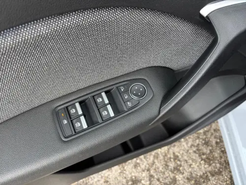 Renault Captur E-Tech full hybrid 145 ch Techno - Photo 10