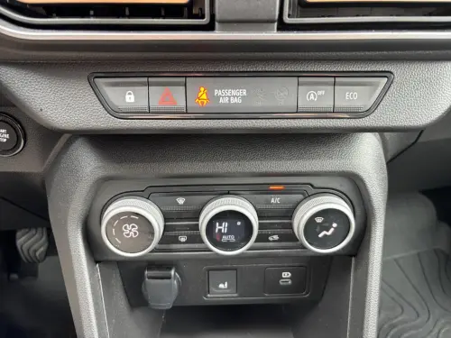 Dacia Sandero ECO-G 100 GSR2 Stepway Extreme + - Photo 21