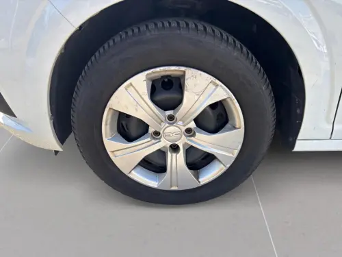 Dacia Sandero ECO-G 100 Essential - Photo 8