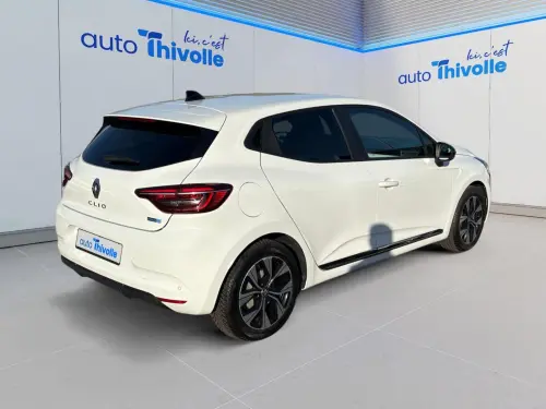 Renault Clio Clio E-Tech hybride 145 Evolution - Photo 4