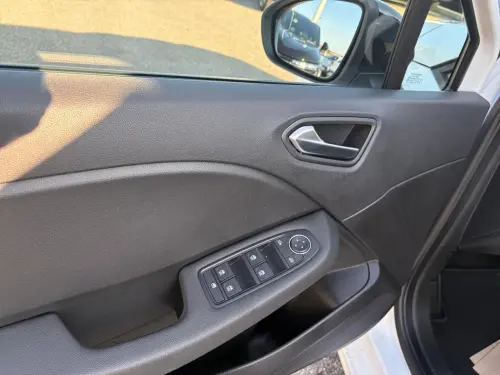Renault Clio Clio E-Tech hybride 145 Evolution - Photo 10