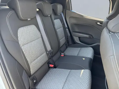 Renault Clio Clio E-Tech full hybrid 145 Evolution - Photo 17