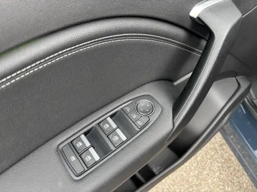 Renault Captur E-Tech full hybrid 145 Techno - Photo 10
