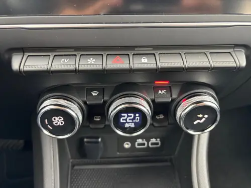 Renault Captur E-Tech full hybrid 145 Techno - Photo 22