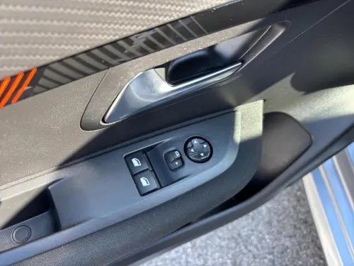 Peugeot 208 PureTech 100 S&S BVM6 Active - Photo 10
