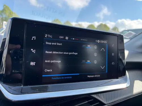 Peugeot 208 PureTech 100 S&S BVM6 Active - Photo 20