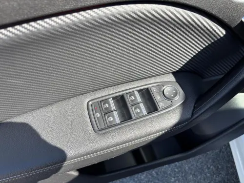 Renault Captur E-Tech full hybrid 145 Engineered - Photo 10