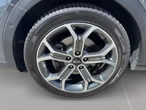 Kia Xceed 1.4l T-GDi 140 ch DCT7 ISG Active - Photo 8