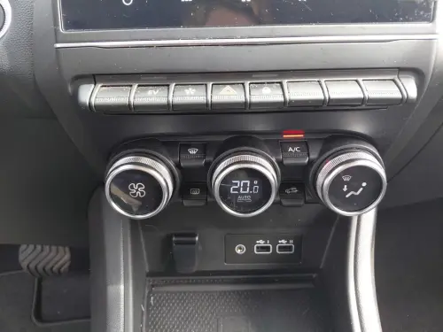 Renault Captur E-Tech full hybrid 145 Techno - Photo 21