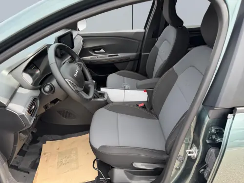 Dacia Jogger Hybrid 140 7 places GSR2 Extreme + - Photo 9