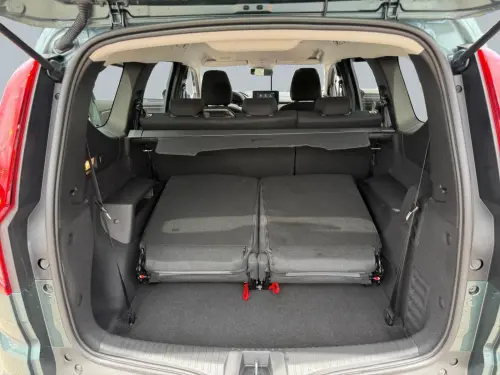 Dacia Jogger Hybrid 140 7 places GSR2 Extreme + - Photo 16