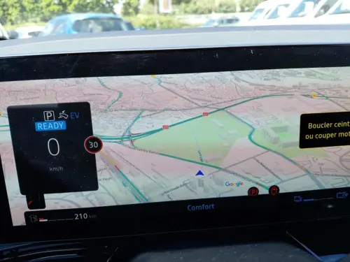 Renault Austral E-Tech hybrid 200 Techno - Photo 13
