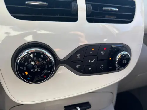 Renault Zoe Life - Photo 20
