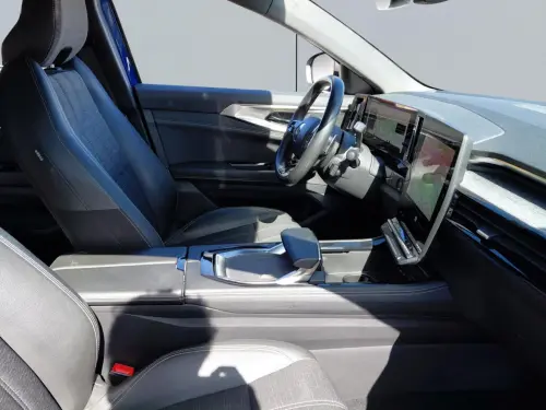 Renault Austral E-Tech hybrid 200 Techno - Photo 16