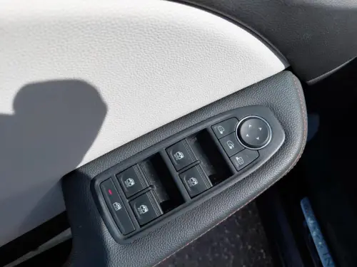 Renault Clio Clio E-Tech 140 - 21N Initiale Paris - Photo 10
