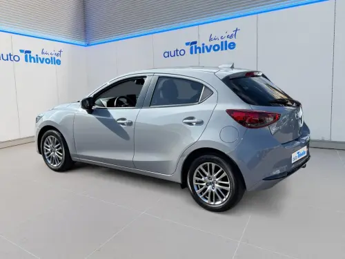 Mazda 2 1.5 E-SKYACTIV G M HYBRID 115 CH EXCLUSIVE-LINE - Photo 2
