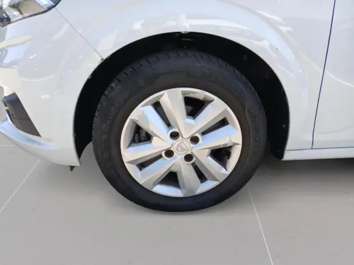 Dacia Sandero SCe 65 Essentiel - Photo 8
