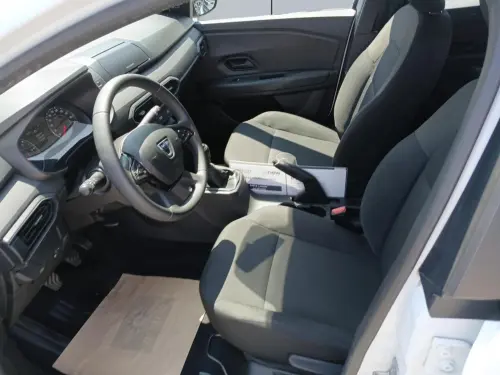 Dacia Sandero SCe 65 Essentiel - Photo 9