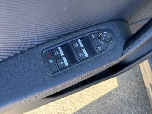 Renault Captur E-Tech full hybrid 145 Engineered - Photo 10