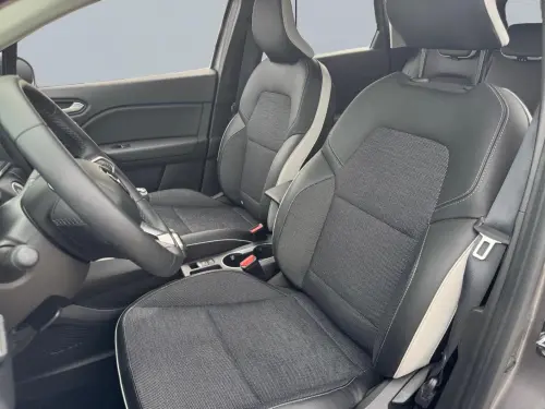 Renault Captur mild hybrid 140 Techno fast track - Photo 9