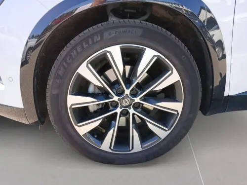 Renault Austral E-Tech hybrid 200 Techno - Photo 8