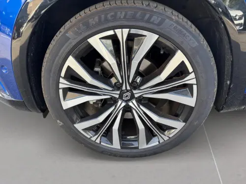 Renault Austral E-Tech hybrid 200 Iconic - Photo 8