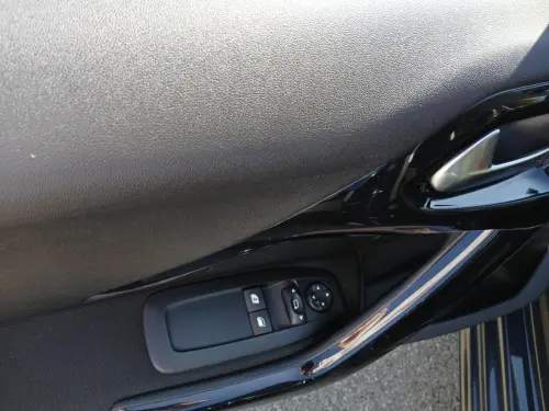 Peugeot 208 PureTech 110ch S&S BVM6 Allure - Photo 10