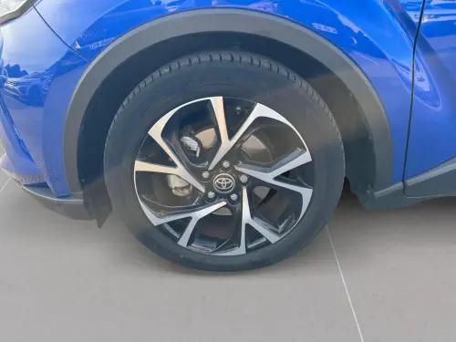 Toyota C-HR C-HR Hybride 1.8L Edition - Photo 8
