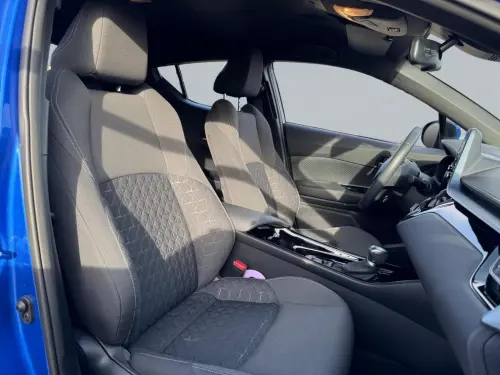Toyota C-HR C-HR Hybride 1.8L Edition - Photo 16