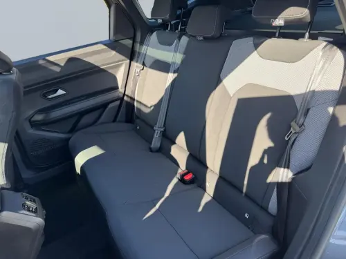 Dacia Bigster Mild Hybrid 140 Journey - Photo 15