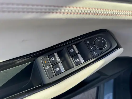 Renault Espace Espace full hybrid E-Tech 200 ch 7pl Iconic - Photo 10